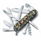 Швейцарский армейский нож Victorinox Swiss Army Huntsman 1.3713.94 камуфлированный